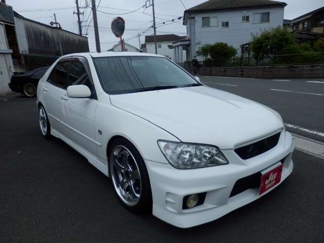 トヨタ アルテッツァ ２．０ ＲＳ２００ Ｚエディション H13年 (関東) 99