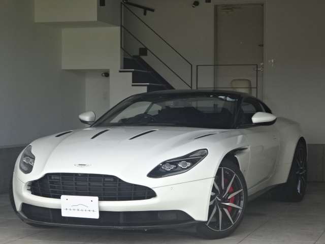 アストンマーティン ＤＢ１１ ５．２ H29年 (甲信越・北陸) 99