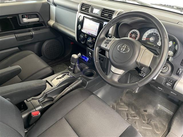 トヨタ ＦＪ　クルーザー ４．０ ブラックカラーパッケージ ４ＷＤ H24年 (甲信越・北陸) 99