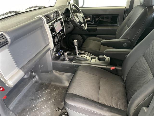 トヨタ ＦＪ　クルーザー ４．０ ブラックカラーパッケージ ４ＷＤ H24年 (甲信越・北陸) 99