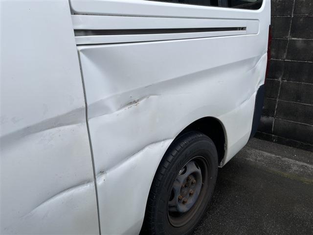 日産 ＮＶ３５０キャラバン ２．５ ＤＸ ロングボディ ディーゼルターボ ４ＷＤ H30年 (甲信越・北陸) 99