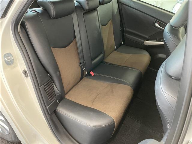 トヨタ プリウスＰＨＶ １．８ Ｇ H26年 (甲信越・北陸) 99