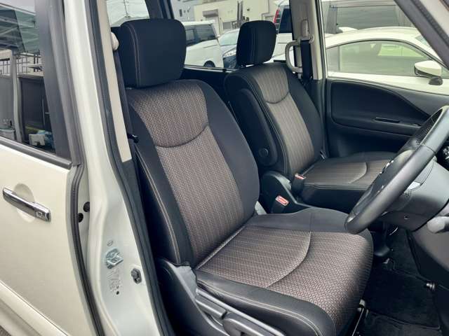 日産 セレナ ２．０ ハイウェイスター Ｖセレクション＋ＳＡＦＥＴＹＩＩ Ｓ－ＨＹＢＲＩＤ H28年 (近畿) 99