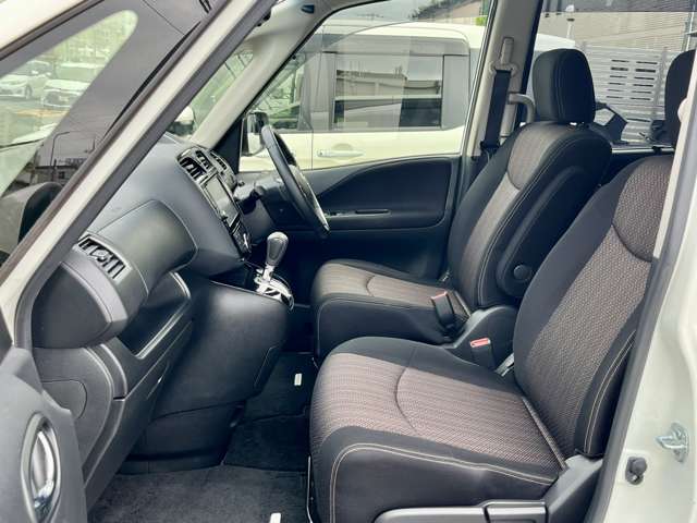 日産 セレナ ２．０ ハイウェイスター Ｖセレクション＋ＳＡＦＥＴＹＩＩ Ｓ－ＨＹＢＲＩＤ H28年 (近畿) 99