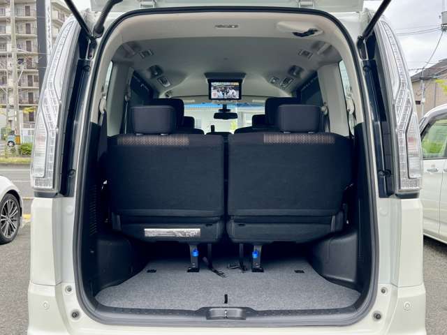 日産 セレナ ２．０ ハイウェイスター Ｖセレクション＋ＳＡＦＥＴＹＩＩ Ｓ－ＨＹＢＲＩＤ H28年 (近畿) 99