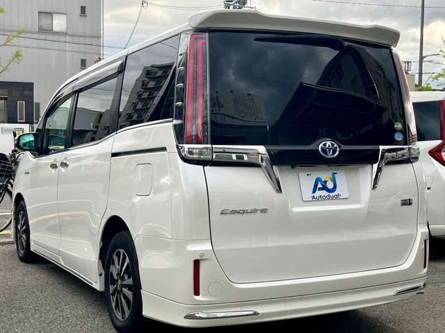 トヨタ エスクァイア　ハイブリッド １．８ ハイブリッド ＧＩ プレミアムパッケージ H29年 (近畿) 99