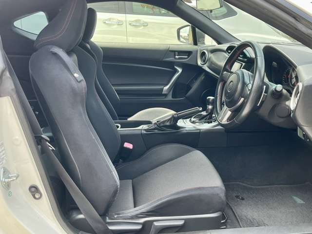 トヨタ ８６ ２．０ ＧＴ H25年 (近畿) 99