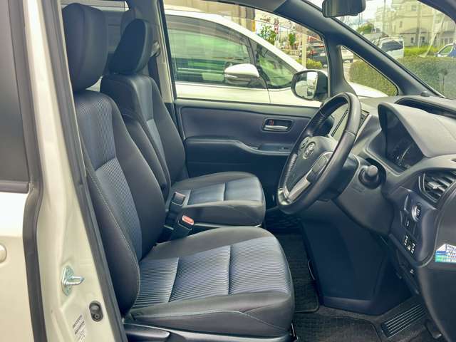 トヨタ ノア ２．０ ＳＩ H28年 (近畿) 99
