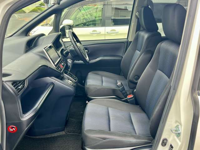 トヨタ ノア ２．０ ＳＩ H28年 (近畿) 99