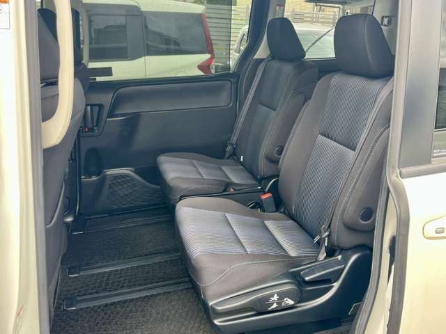 トヨタ ノア ２．０ ＳＩ H28年 (近畿) 99