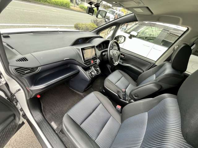 トヨタ ノア ２．０ ＳＩ H28年 (近畿) 99