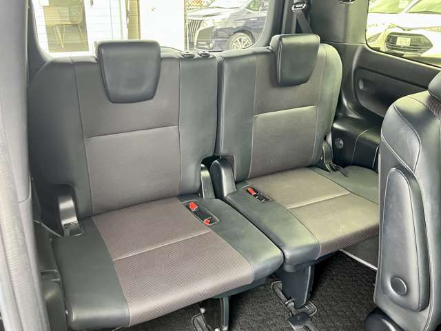 トヨタ エスクァイア　ハイブリッド １．８ ハイブリッド ＧＩ H30年 (近畿) 99