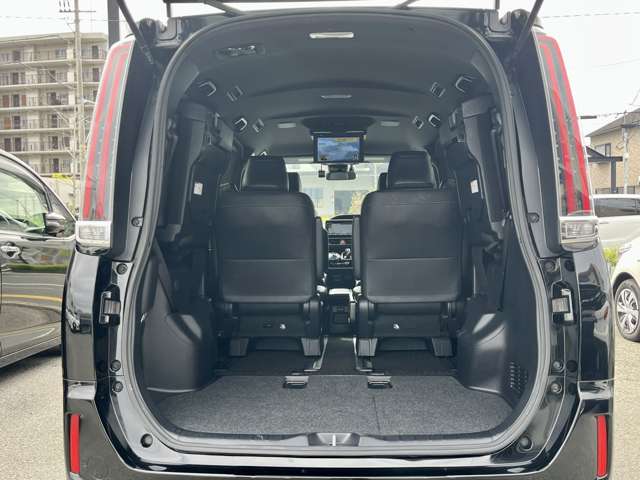 トヨタ エスクァイア　ハイブリッド １．８ ハイブリッド ＧＩ H30年 (近畿) 99