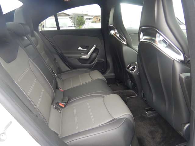 ＡＭＧ ＣＬＡ ＣＬＡ ３５ ４マチック ４ＷＤ ＭＰ２０２３０１ R4年 (近畿) 99