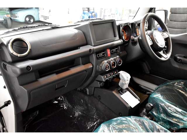 スズキ ジムニー　ノマド １．５ ＦＣ ４ＷＤ R8年 (近畿) 99