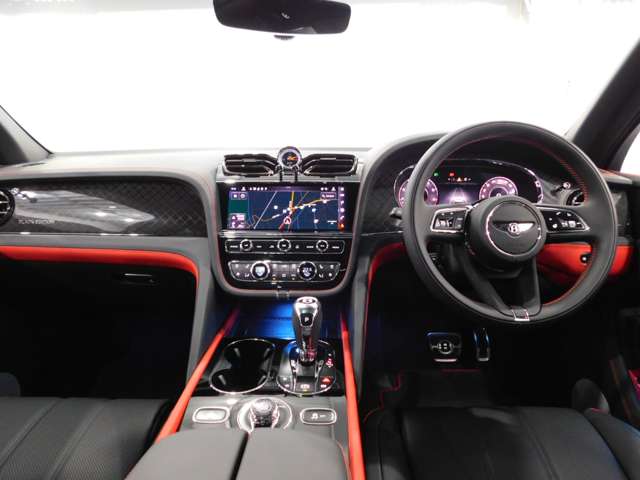 ベントレー ベンテイガ Ｓ ブラック エディション ４ＷＤ R7年 (近畿) 99