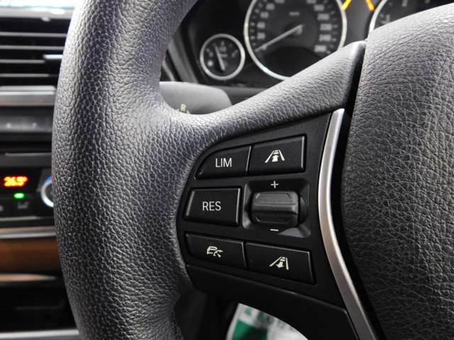 ＢＭＷ ３シリーズ ３２０ｄ　ラグジュアリー H27年 (近畿) 99