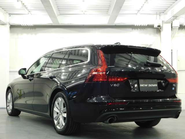 ボルボ Ｖ６０ Ｔ５　モメンタム R1年 (近畿) 99