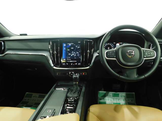 ボルボ Ｖ６０ Ｔ５　モメンタム R1年 (近畿) 99