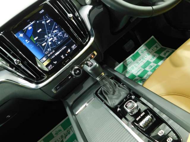 ボルボ Ｖ６０ Ｔ５　モメンタム R1年 (近畿) 99