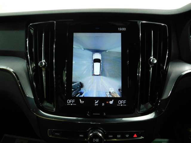 ボルボ Ｖ６０ Ｔ５　モメンタム R1年 (近畿) 99