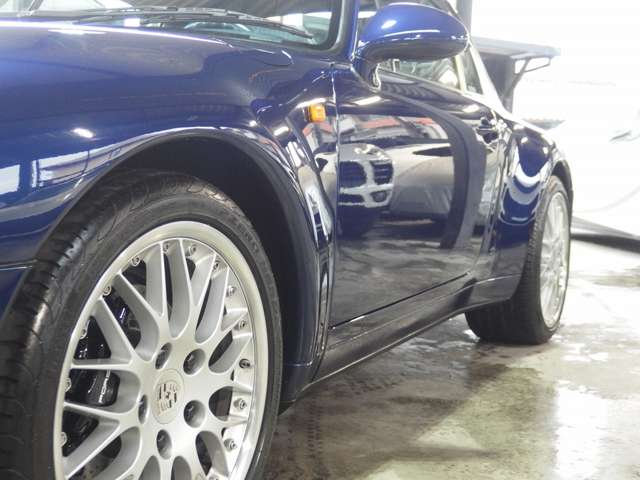 ポルシェ ９１１ カレラ ティプトロニック H6年 (近畿) 99