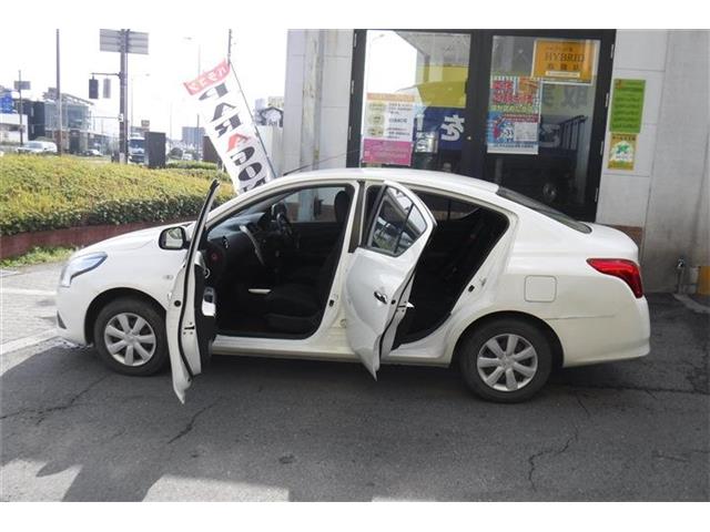 日産 ラティオ １．２ Ｘ H28年 (近畿) 99