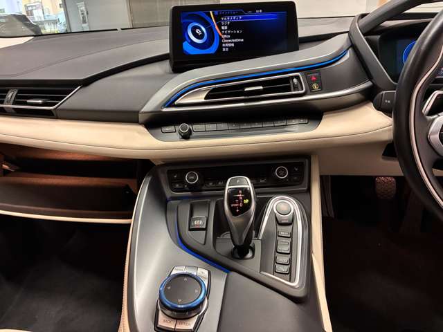 ＢＭＷ ｉ８ ベースモデル H27年 (近畿) 99