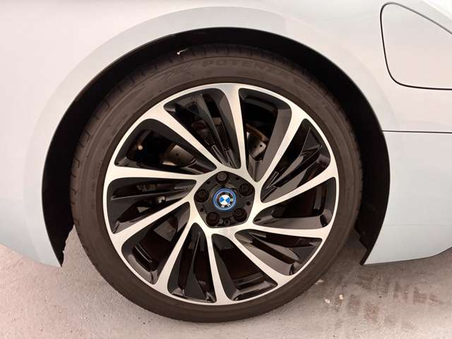 ＢＭＷ ｉ８ ベースモデル H27年 (近畿) 99
