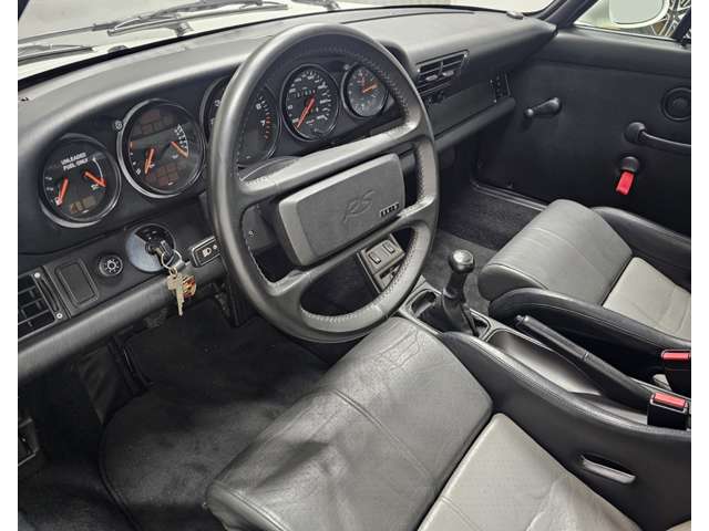 ポルシェ ９１１ カレラＲＳ H4年 (近畿) 99
