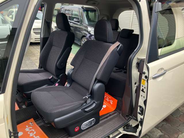 トヨタ ポルテ １．５ Ｆ H25年 (近畿) 99