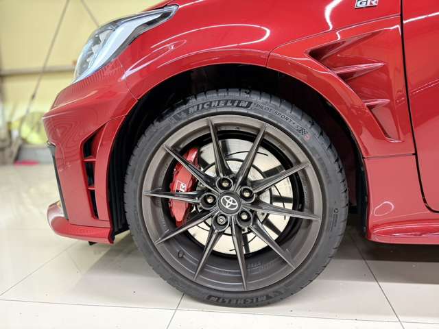 トヨタ ＧＲヤリス １．６ ＲＺ ハイ パフォーマンス ＋ エアロ パフォーマンス パッケージ ＧＲ－ＤＡＴ ４ＷＤ R7年 () 99
