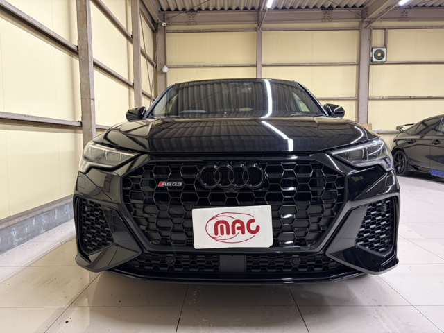 アウディ ＲＳ　Ｑ３　スポーツバック ２．５ ４ＷＤ R3年 () 99