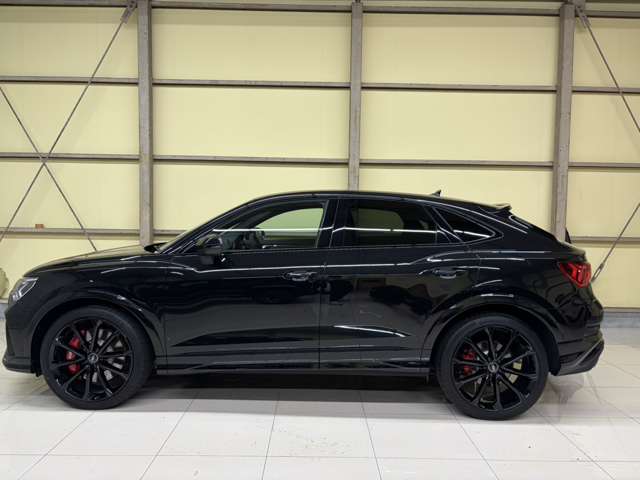 アウディ ＲＳ　Ｑ３　スポーツバック ２．５ ４ＷＤ R3年 () 99