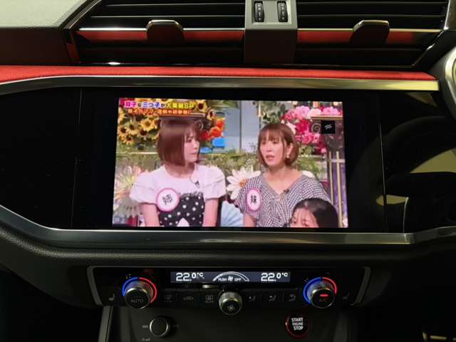アウディ ＲＳ　Ｑ３　スポーツバック ２．５ ４ＷＤ R3年 () 99