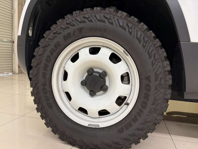 ランドローバー ディフェンダー １１０ Ｓ ２．０Ｌ Ｐ３００ ４ＷＤ R5年 (近畿) 99