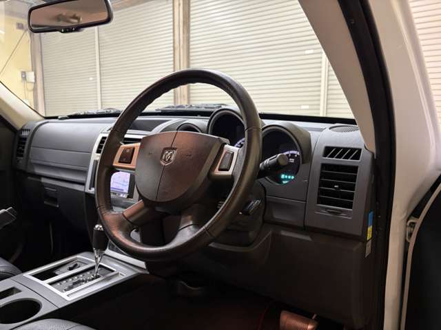 ダッジ ナイトロ ＳＸＴ H24年 (近畿) 99