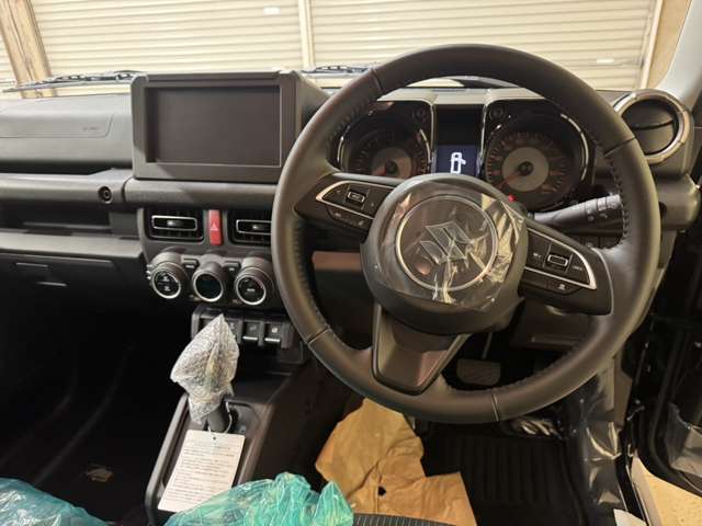 スズキ ジムニー　ノマド １．５ ＦＣ ４ＷＤ R7年 (近畿) 99