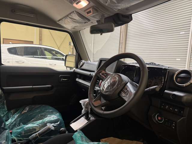 スズキ ジムニー　ノマド １．５ ＦＣ ４ＷＤ R7年 (近畿) 99