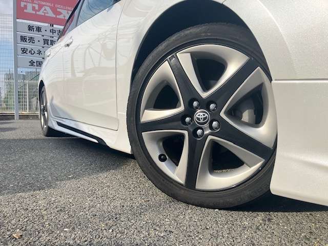 トヨタ プリウス １．８ Ｓ ツーリングセレクション R3年 (近畿) 99