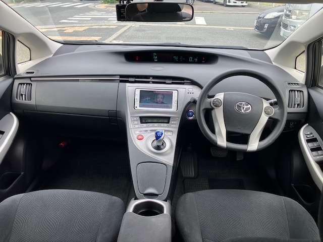 トヨタ プリウス １．８ Ｓ H24年 (近畿) 99