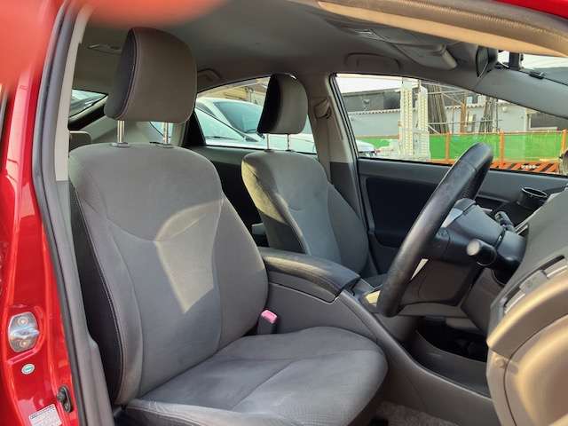トヨタ プリウス １．８ Ｓ ＬＥＤエディション H23年 (近畿) 99
