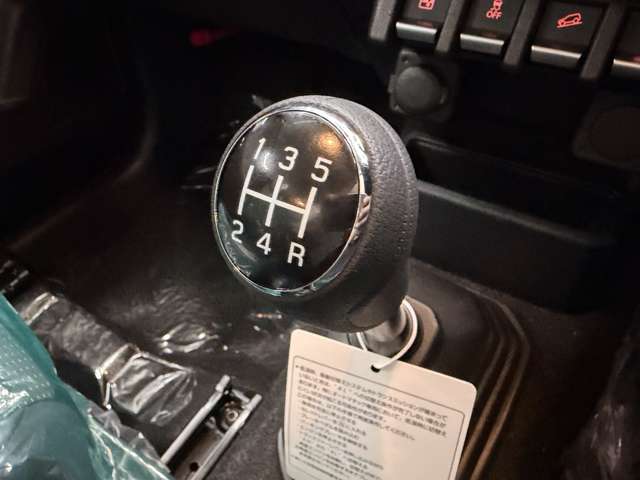 スズキ ジムニー　ノマド １．５ ＦＣ ４ＷＤ R8年 (近畿) 99