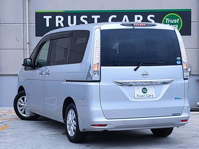 日産 セレナ ２．０ ２０Ｇ Ｓ－ＨＹＢＲＩＤ H24年 (近畿) 99