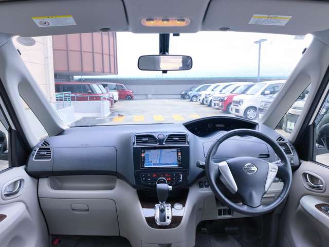 日産 セレナ ２．０ ２０Ｇ Ｓ－ＨＹＢＲＩＤ H24年 (近畿) 99