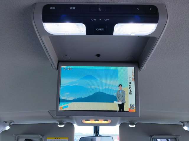 日産 セレナ ２．０ ２０Ｘ H23年 (近畿) 99