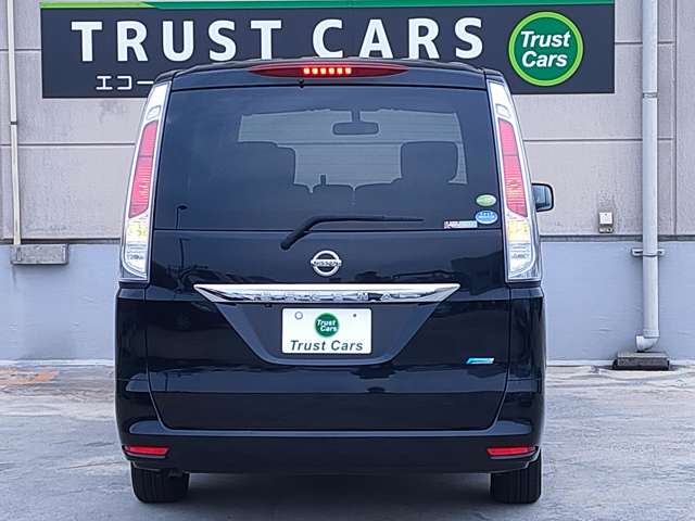 日産 セレナ ２．０ ２０Ｘ H23年 (近畿) 99