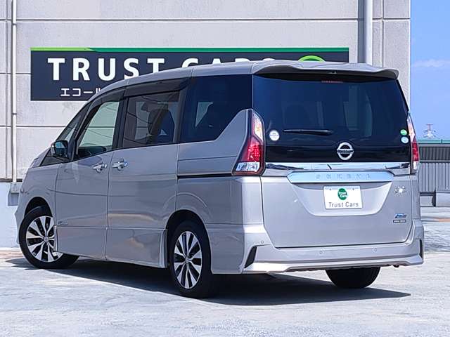 日産 セレナ ２．０ ハイウェイスター Ｖセレクション H29年 (近畿) 99