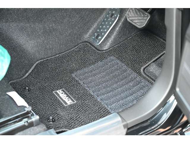スズキ ジムニー　ノマド １．５ ＦＣ ４ＷＤ R8年 (近畿) 99