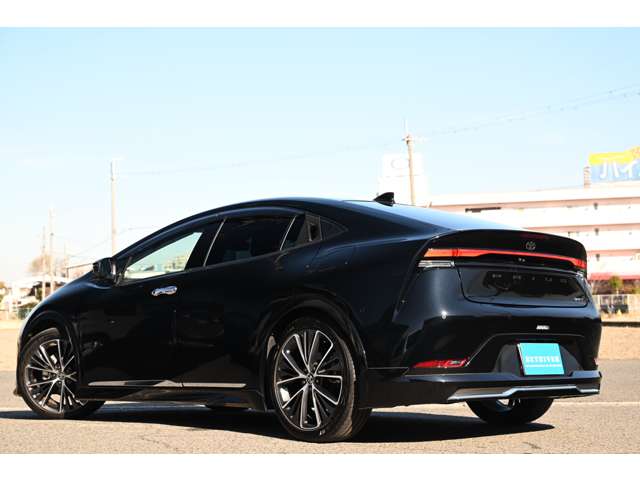 トヨタ プリウス ２．０ Ｚ R5年 (近畿) 99